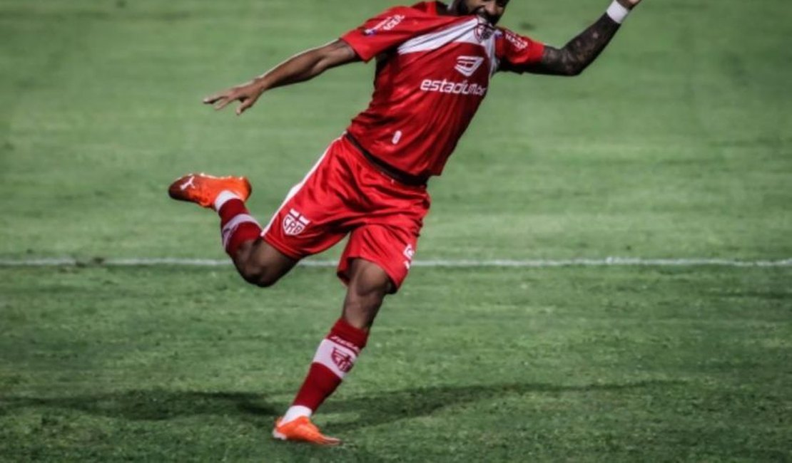 CRB confirma renovação com mais dois volantes