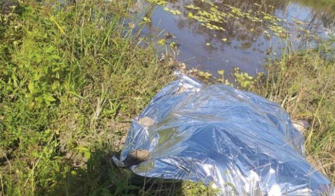 Cadáver é encontrado boiando em lagoa de Água Branca, Sertão de Alagoas