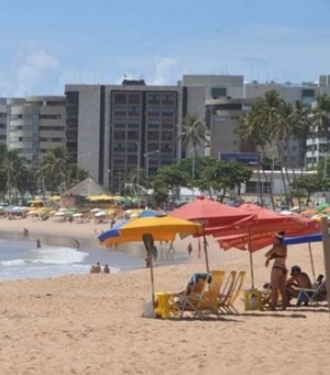 Dezessete trechos de praias estão impróprios para banho em Alagoas