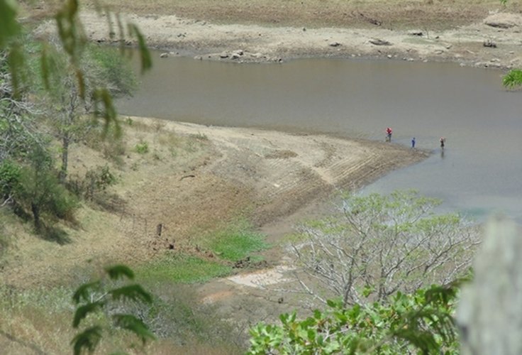 Barragem que abastece Estrela de Alagoas e Minador do Negrão, secou.