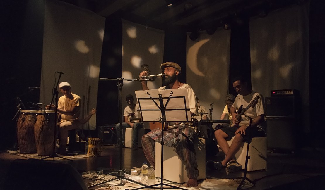 Banda Freedom Songs faz homenagem a Lagoa Mundaú com show de reggae no Teatro de Arena