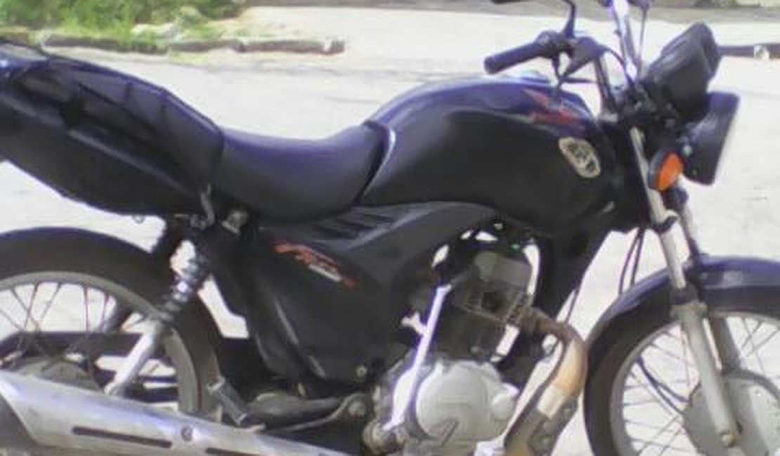 [Vídeo] Proprietário de moto procura veículo roubado na virada do ano 