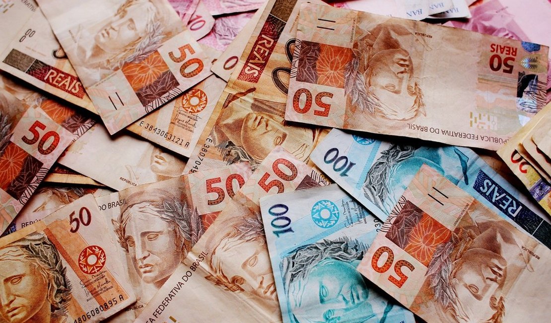 Por pagamento de precatórios, contas do governo fecham em déficit de R$ 58,4 bilhões em fevereiro