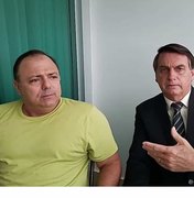 'Um manda, o outro obedece', diz Pazuello ao receber Bolsonaro após crise da vacina