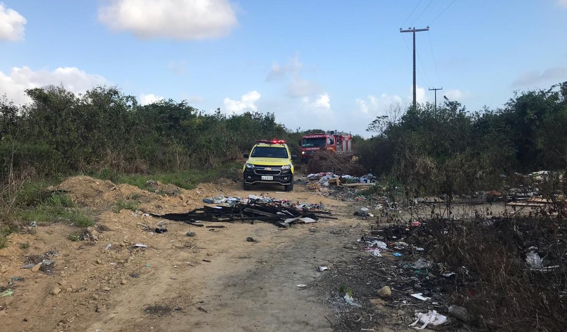 Corpo é encontrado enterrado em cova rasa no Jardim Petrópolis