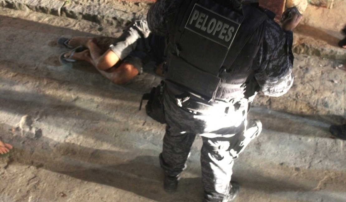 Homem é socorrido com vida depois de ser esfaqueado em rua de Joaquim Gomes