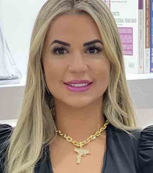 Deolane Bezerra revela climão com ex-BBB: 'Me olhava de cara feia'