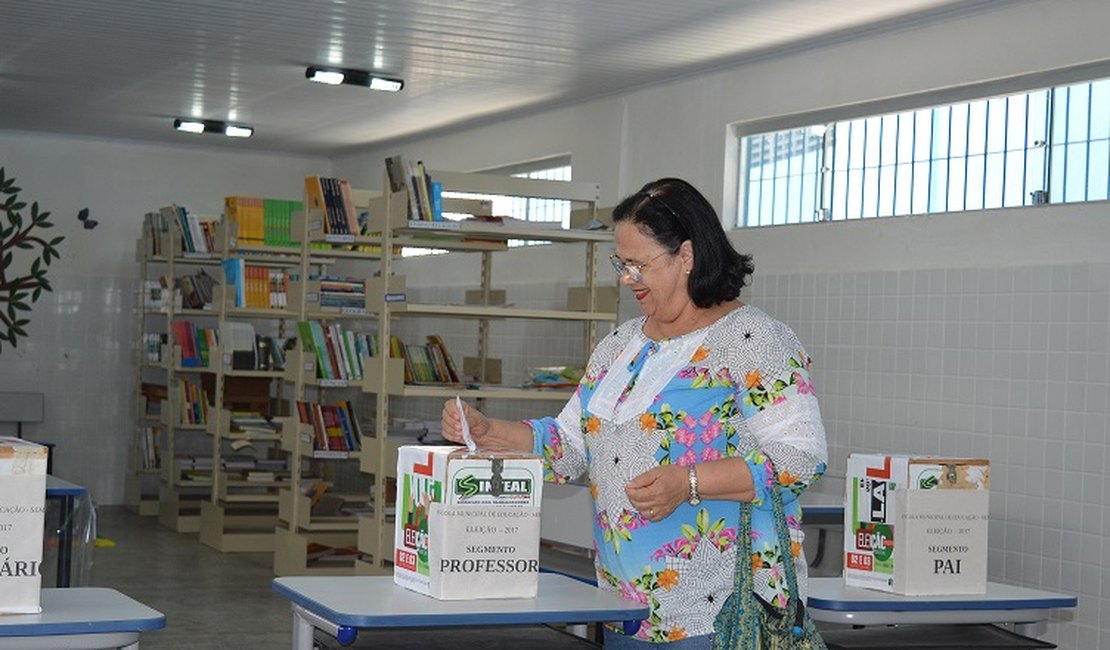 Semed prepara eleição para diretores de escolas em maio