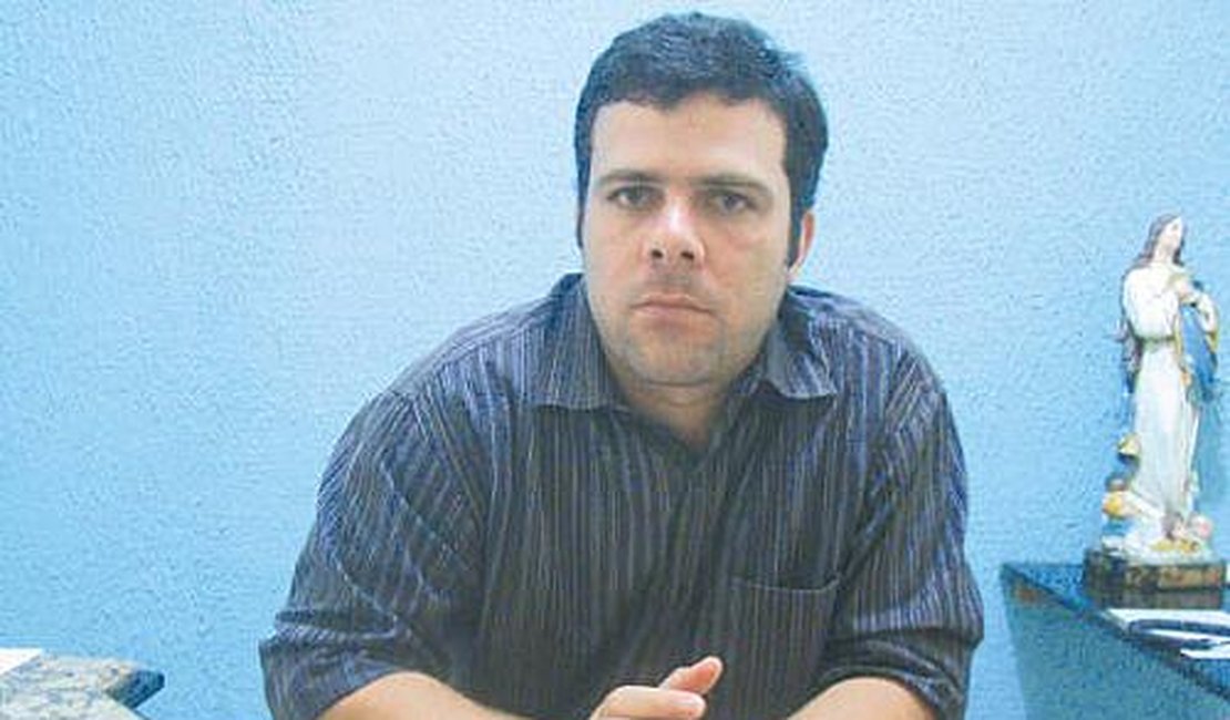 Coruripe contrata zagueiro e Maycon Beltrão pode assumir presidência do Conselho Deliberativo