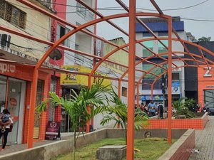 Obra de revitalização da Praça Coberta entra em fase de conclusão no Centro de Palmeira