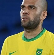 Daniel Alves será o capitão da Seleção Brasileira contra Camarões
