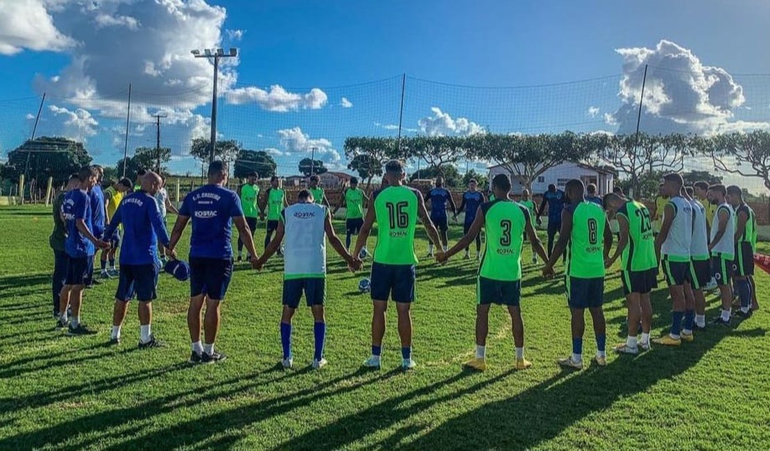 Cruzeiro se prepara para enfrentar o embalado Sergipe pela Série D