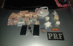 Polícia prende mulher suspeita de abastecer comércio de drogas em Palmeira dos Índios