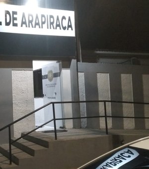 Homem é preso acusado de ameaçar com faca e estuprar a própria filha em Arapiraca