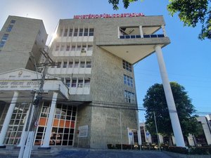 Aprovação “nas carreiras” na Câmara de empréstimo de R$ 50 milhões para Coruripe entra na mira do MP