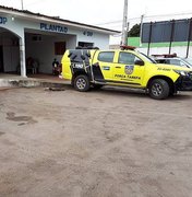 Homem é preso após ferir duas pessoas com faca de serra, em Arapiraca