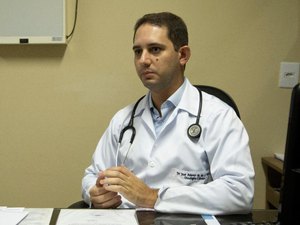Oncologista tira dúvidas sobre vacina contra Covid-19 em pacientes com câncer