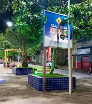 Prefeitura de Palmeira dos Índios conclui manutenção da Praça São Cristóvão