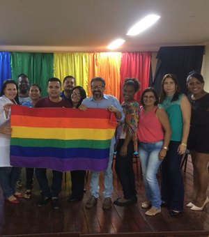 Seminário sobre direitos da população LGBT é promovido em Arapiraca