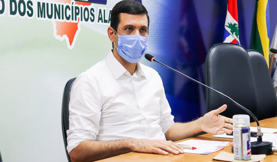 Presidente da AMA pede rigor no cumprimento dos planos de vacinação em Alagoas