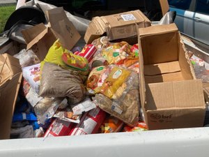 Vigilância Sanitária apreende 750 kg de alimentos impróprios para consumo
