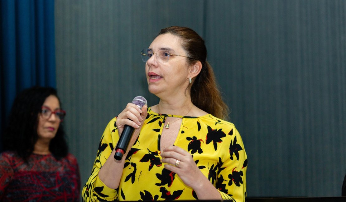 Secretária Jó Pereira participa de lançamento de aplicativo de combate à violência contra crianças e adolescentes