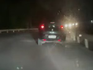 [Vídeo] Condutor é flagrado fazendo 'zigue-zague' antes do acidente na Ladeira do Catolé