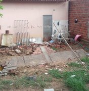 Após fortes chuvas, moradores do Vale do Perucaba enfrentam problemas nas casas