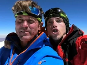 Alpinistas estão há 3 dias presos em montanha: 'Esperando por um milagre'