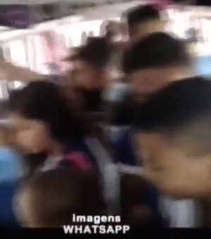 Superlotação em ônibus ameaça segurança de alunos da rede municipal de Rio Largo