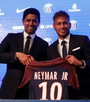Neymar é oficialmente apresentado como jogador do PSG