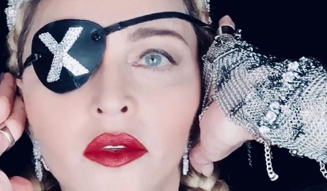Madonna proíbe fãs de usarem celulares em sua nova turnê