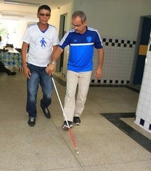 Professores da escola de cegos ameaçam paralisar atividades contra más condições de trabalho