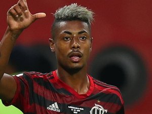 Em preleção, Bruno Henrique responde Felipe Melo sobre rivalidade entre Flamengo e Palmeiras