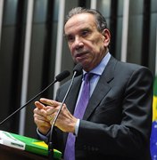 Legislação brasileira já atende às necessidades de refugiados sírios, diz Aloysio