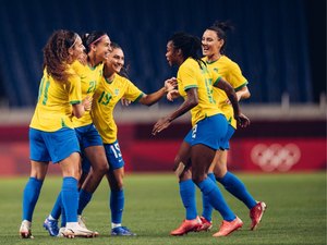 Brasil vence Zâmbia por 1 a 0 e enfrenta Canadá nas quartas de final do futebol feminino