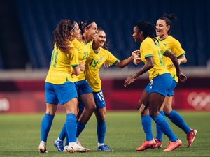 Brasil vence Zâmbia por 1 a 0 e enfrenta Canadá nas quartas de final do futebol feminino