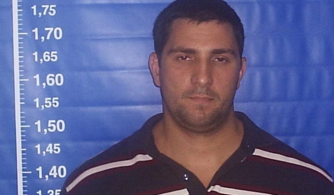 Corpo do ex-PM Adriano é liberado para sepultamento após segundo exame