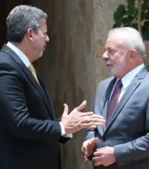 Após encontro secreto com Lula, Arthur Lira leva Caixa e mais um ministério para o PP