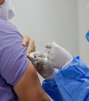 Mais de 900 mil doses das vacinas contra a Covid-19 foram aplicadas em Alagoas
