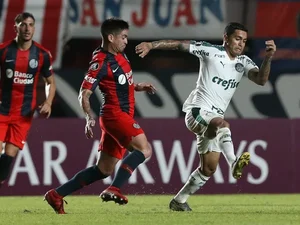 Com time alternativo, Palmeiras retorna a palco que iniciou feito histórico na Libertadores