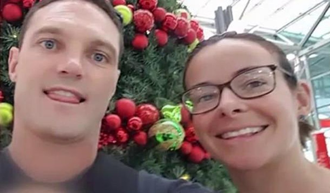 Surfista enfrenta tubarão para livrar mulher de ataque na Austrália