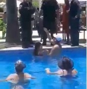 VÍDEO: PM entra em piscina para prender vereador acusado de injúria racial