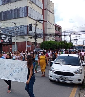Familiares de reeducandos protestam e bloqueiam ruas por retomada de visitas
