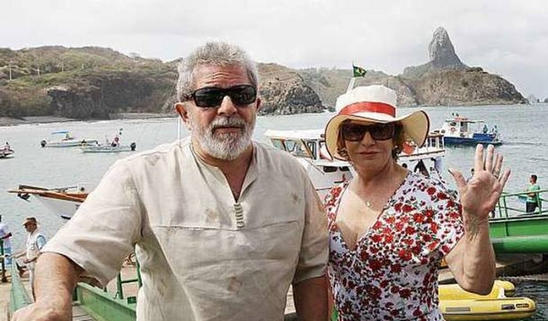 PF intima dona Marisa e filho mais velho de Lula para depor sobre sítio de Atibaia