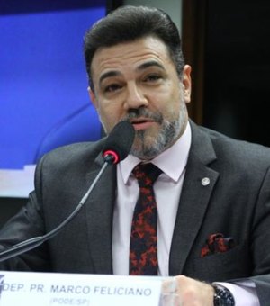 Marco Feliciano, vice-líder do governo, pede impeachment de Mourão