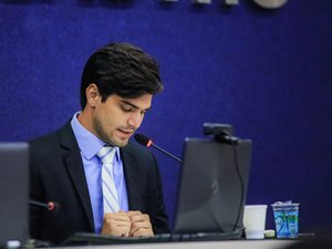 Vereador chama senador Renan Calheiros de sócio do crime da Braskem