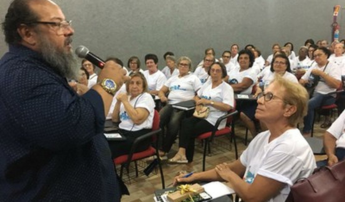 Covid 19: Uneal lamenta morte de professor e decreta luto oficial