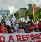 [Vídeo] Ato contra a Reforma da Previdência reúne centenas em Maceió