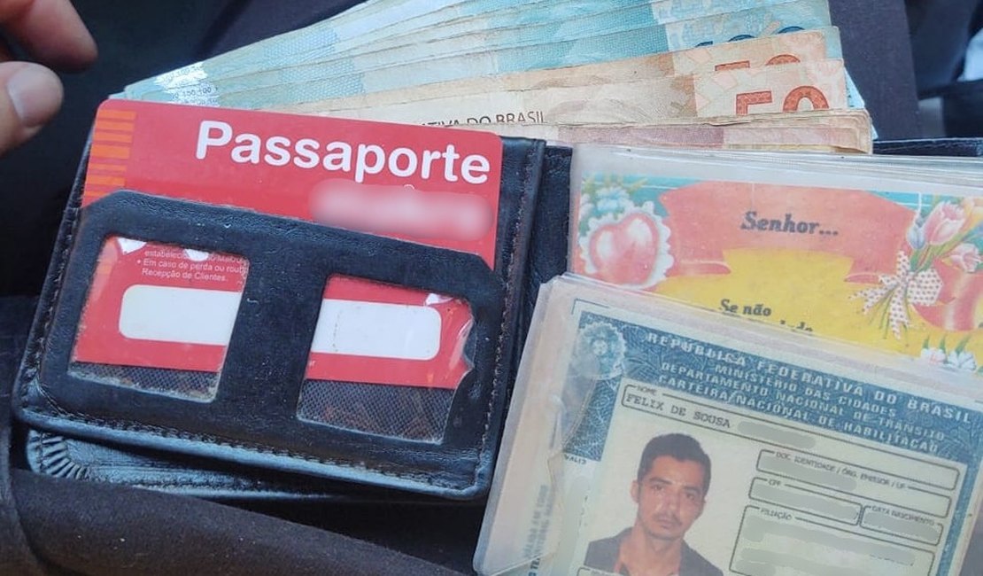 Policial encontra carteira com R$ 2 mil e devolve ao dono no litoral de SP